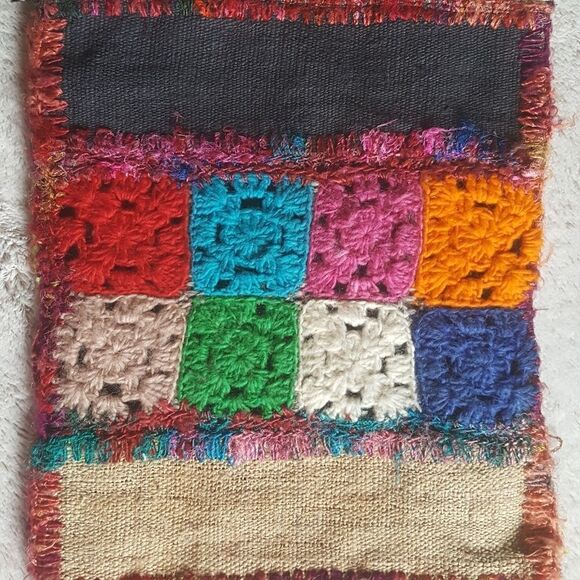 Crochet boho granny square & burlap tote bag - Picture 4 of 6